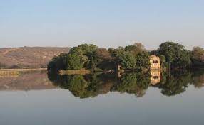 Fortress of Heritage: Explore the Ranthambore Fort and Its Rich History